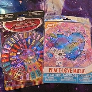 Fake nail set and sparkle fake tattoo set